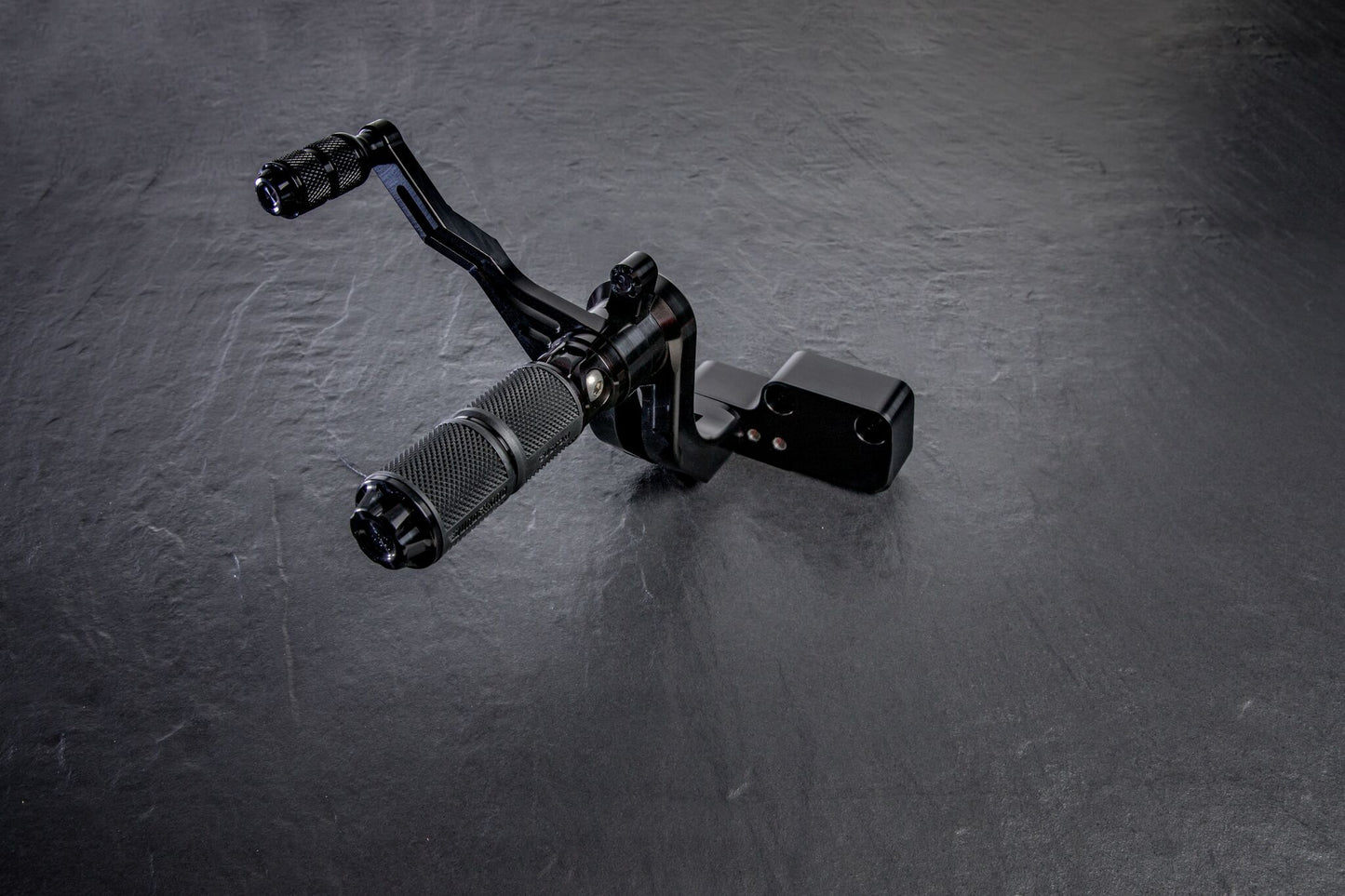 Wunderkind Custom Forward Controls - Triumph Bobber